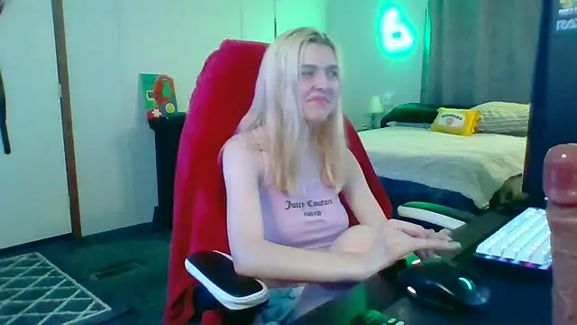 Rainsworld420 online show from March 15, 5:02 am