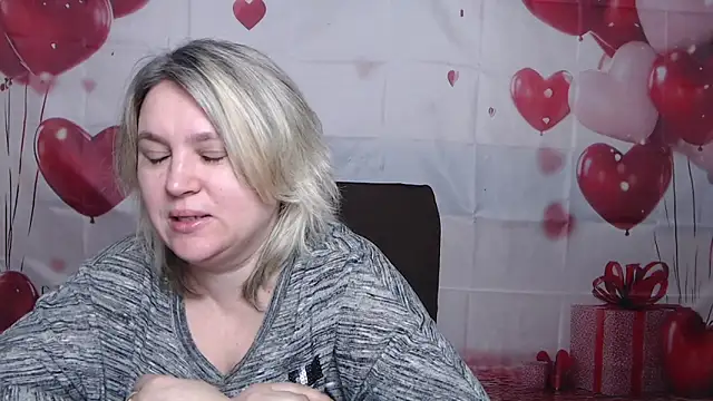 VickyRobins online show from March 4, 7:03 am