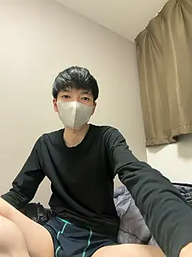 Snapshot of Ayutoda chatting on April 24, 4:42 pm Ayutoda online show from April 24, 4:42 pm