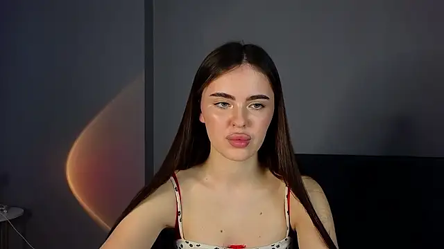 Snapshot of SheilaHigh chatting on March 13, 3:07 pm SheilaHigh online show from March 13, 3:07 pm