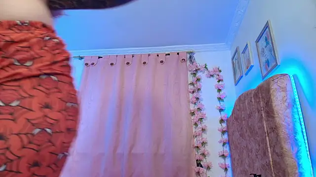 Evan Rose online show from March 6, 11:34 pm