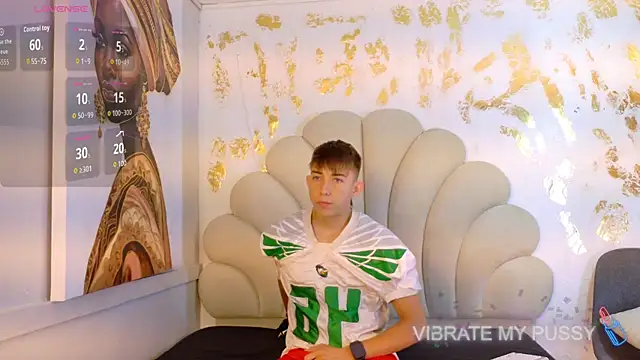 Danteandviolete cr online show from June 26, 11:36 am