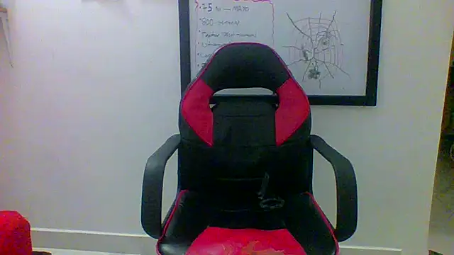 Snapshot of charles_king chatting on May 15, 10:50 pm charles king online show from May 15, 10:50 pm