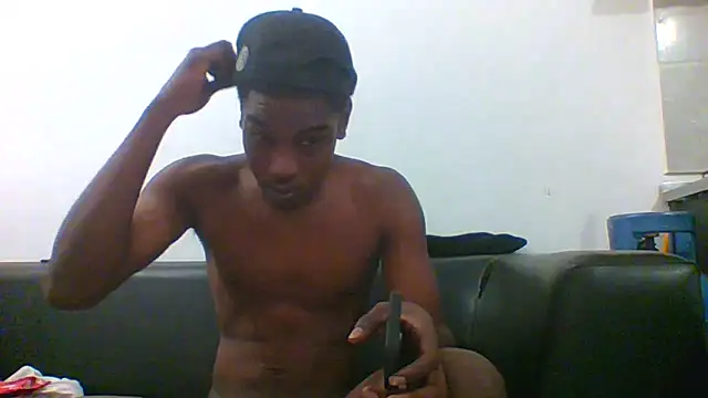 Snapshot of charles_king chatting on June 20, 7:49 pm charles king online show from June 20, 7:49 pm