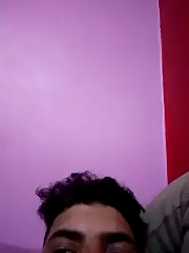 Snapshot of sexydz213 chatting on March 5, 9:33 pm sexydz213 online show from March 5, 9:33 pm