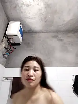 Lilinn  online show from March 2, 5:19 am