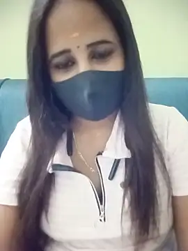 Snapshot of Tamil_Rani- chatting on June 19, 6:45 pm Tamil Rani- online show from June 19, 6:45 pm