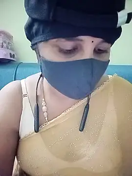 Snapshot of Tamil_Rani- chatting on July 28, 5:58 am Tamil Rani- online show from July 28, 5:58 am