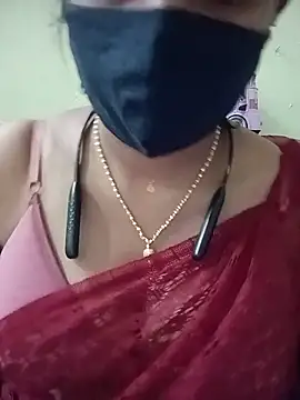 Snapshot of Tamil_Rani- chatting on August 4, 6:16 am Tamil Rani- online show from August 4, 6:16 am