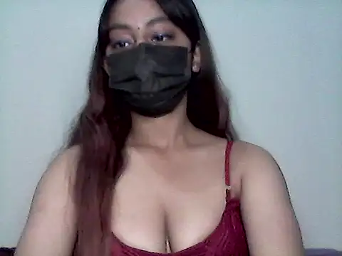 Snapshot of boldxx_G chatting on April 5, 11:40 am boldxx G online show from April 5, 11:40 am