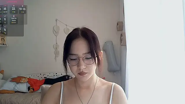 Snapshot of SolvedGlobe chatting on August 1, 1:10 pm SolvedGlobe online show from August 1, 1:10 pm