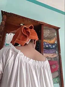Beauty-3 online show from May 20, 9:37 am