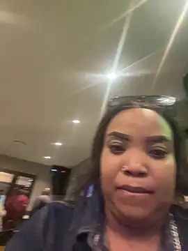 friendlybitch22 online show from April 30, 10:03 pm