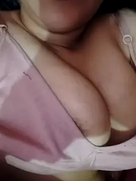 MUSKAN 786786- online show from March 6, 6:59 pm