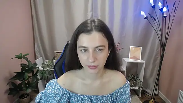 MistyBree online show from June 24, 8:13 am