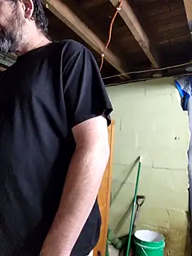 ultimateBWC online show from April 25, 9:45 am