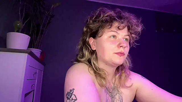 YoungAlina online show from July 13, 10:34 pm