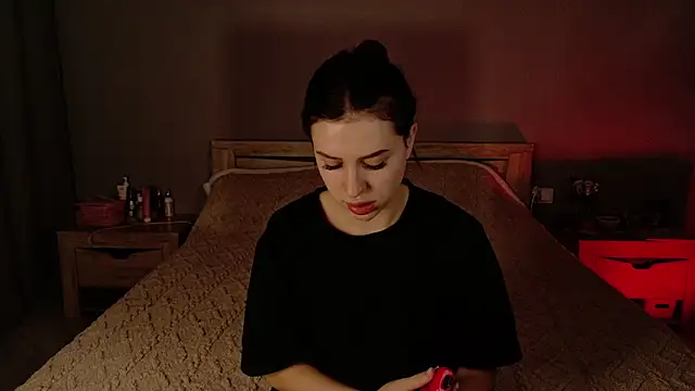  HotBella  online show from March 5, 2:57 pm