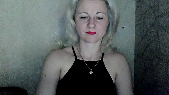 Katerina-Kissa online show from May 10, 6:13 pm