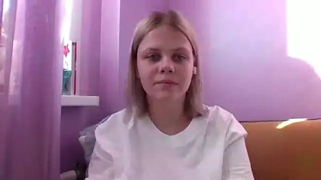 RoyalNovaX online show from March 18, 1:14 pm