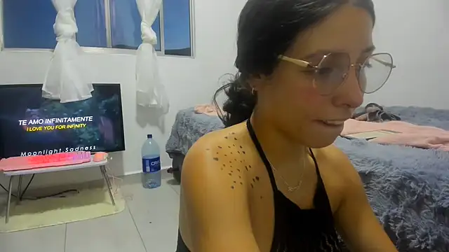 Miranda-cambell online show from July 16, 11:44 pm