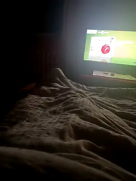 Snapshot of jeniferoo chatting on March 22, 2:59 am jeniferoo online show from March 22, 2:59 am