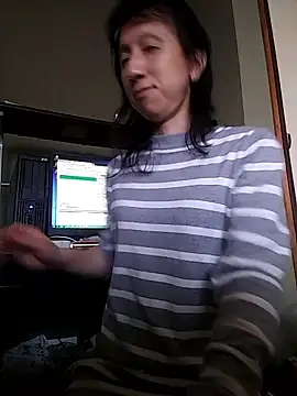 Snapshot of mako7612 chatting on May 7, 7:25 am mako7612 online show from May 7, 7:25 am