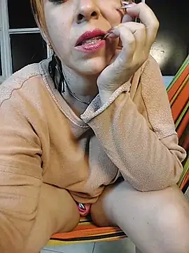 Snapshot of Anastasia_cort chatting on May 15, 3:57 am Anastasia cort online show from May 15, 3:57 am