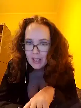 Snapshot of RealPervertCouple chatting on March 18, 5:05 pm RealPervertCouple online show from March 18, 5:05 pm