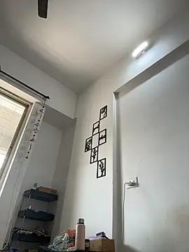 the guy u desire online show from March 18, 6:49 am