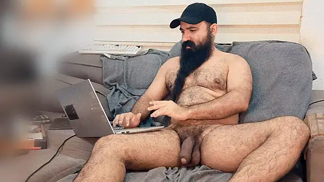 Snapshot of Barba_Negra_Fumador chatting on May 7, 4:23 pm Barba Negra Fumador online show from May 7, 4:23 pm