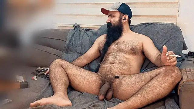 Snapshot of Barba_Negra_Fumador chatting on May 10, 9:20 pm Barba Negra Fumador online show from May 10, 9:20 pm