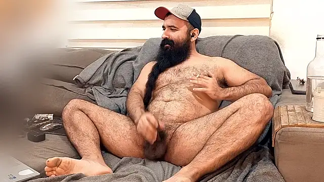 Snapshot of Barba_Negra_Fumador chatting on June 14, 2:24 am Barba Negra Fumador online show from June 14, 2:24 am