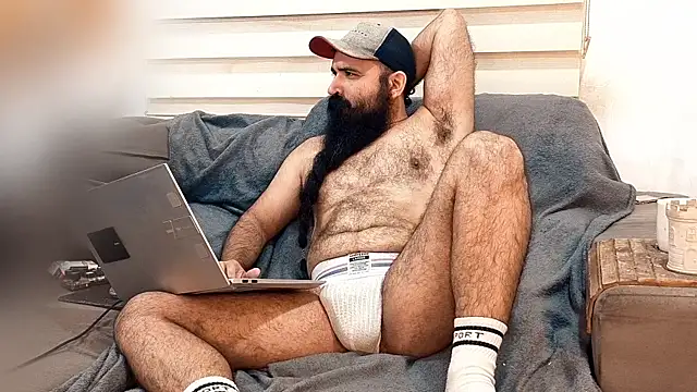 Barba Negra Fumador online show from June 26, 12:59 am