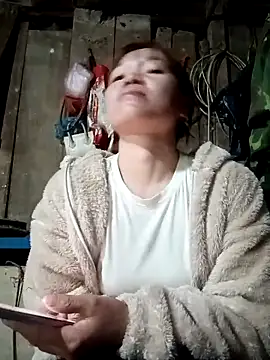 Snapshot of dualeo11 chatting on March 13, 1:40 pm dualeo11 online show from March 13, 1:40 pm