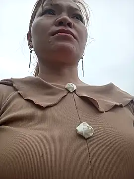 Snapshot of dualeo11 chatting on March 14, 2:39 am dualeo11 online show from March 14, 2:39 am