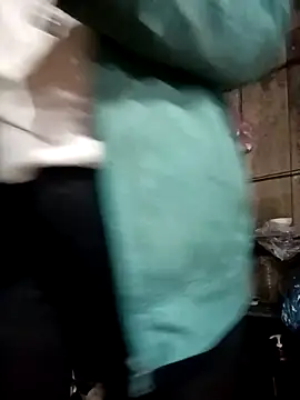 Snapshot of dualeo11 chatting on March 17, 10:40 am dualeo11 online show from March 17, 10:40 am