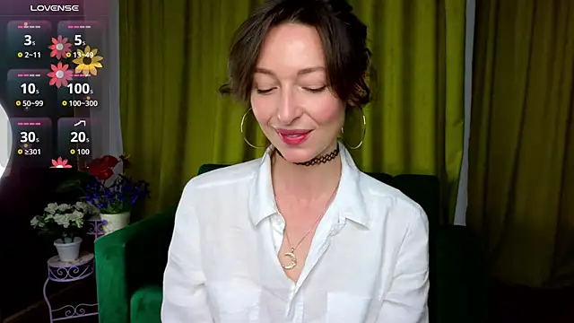 Snapshot of Kate_Millersi chatting on June 21, 11:46 am Kate Millersi online show from June 21, 11:46 am