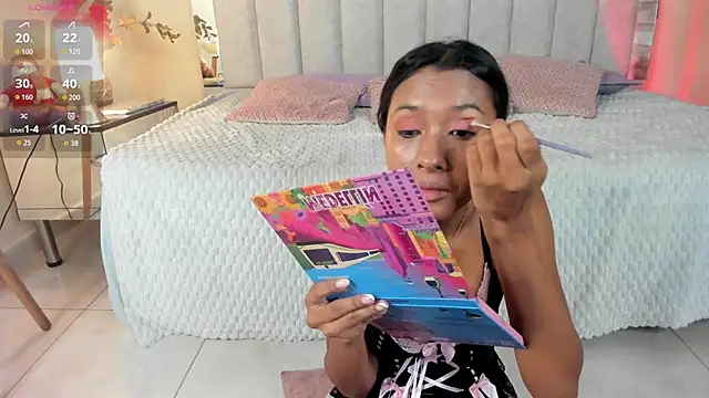 Snapshot of anny_kiut chatting on May 13, 11:18 am anny kiut online show from May 13, 11:18 am