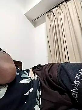 Saikat0085 online show from March 17, 6:33 pm