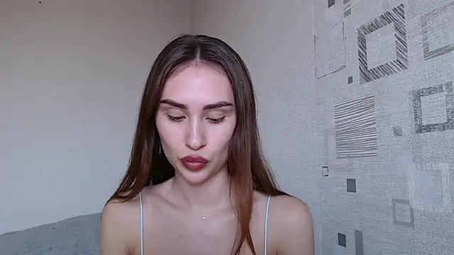 Snapshot of yourameliaa chatting on March 17, 1:14 pm yourameliaa online show from March 17, 1:14 pm