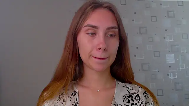 yourameliaa online show from May 31, 1:40 pm
