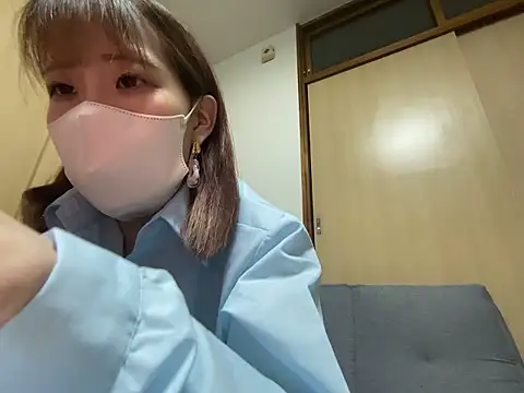 Snapshot of airi-ai0302 chatting on May 12, 4:37 pm airi-ai0302 online show from May 12, 4:37 pm