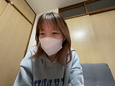 Snapshot of airi-ai0302 chatting on May 23, 10:47 pm airi-ai0302 online show from May 23, 10:47 pm