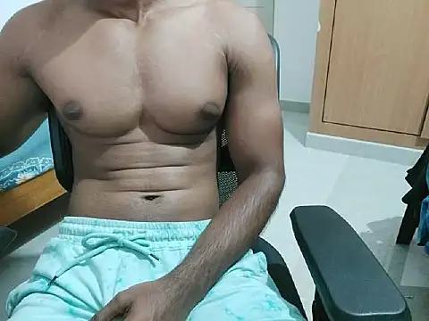 Snapshot of kratosTheHunk chatting on July 5, 6:48 pm kratosTheHunk online show from July 5, 6:48 pm