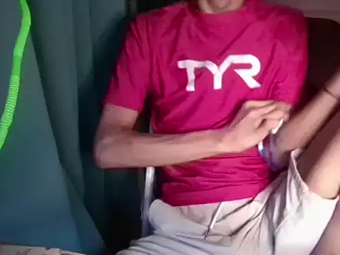 Snapshot of _mrnurul chatting on June 2, 5:48 pm mrnurul online show from June 2, 5:48 pm