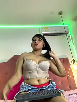 Zarahoneey  online show from March 3, 11:49 am