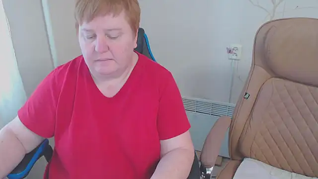 Free Butterfly7 online show from March 18, 9:45 am