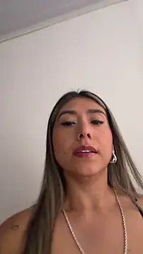 stefanyqueen69 online show from July 22, 3:59 pm