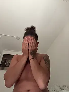 TitanNoir online show from June 3, 5:32 am